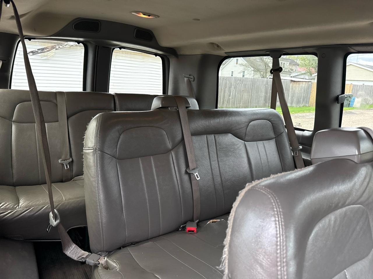 GMC Savana Passenger RWD 2500 135" LS 2013