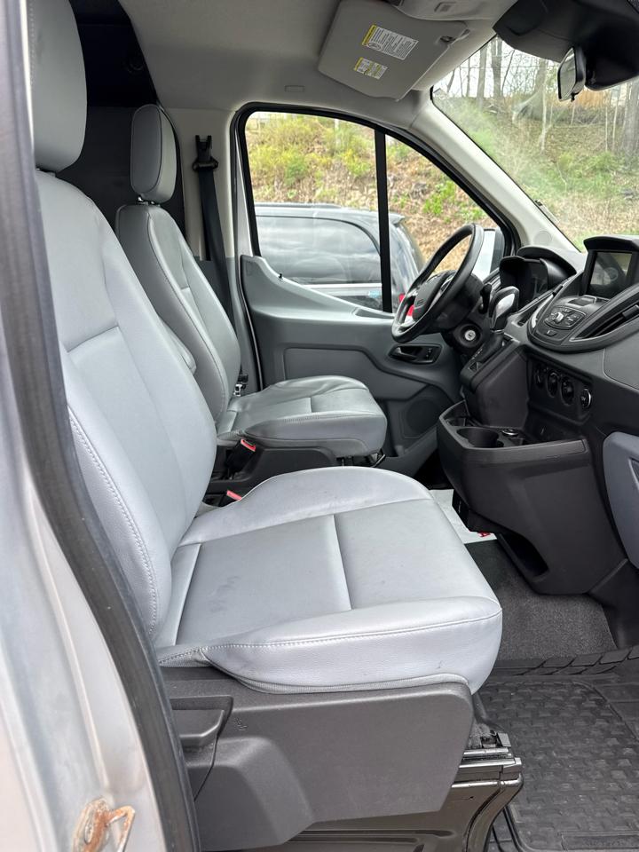 Ford Transit Cargo Van T-150 130" Low Rf 8600 GVWR Swing-Out RH Dr 2016