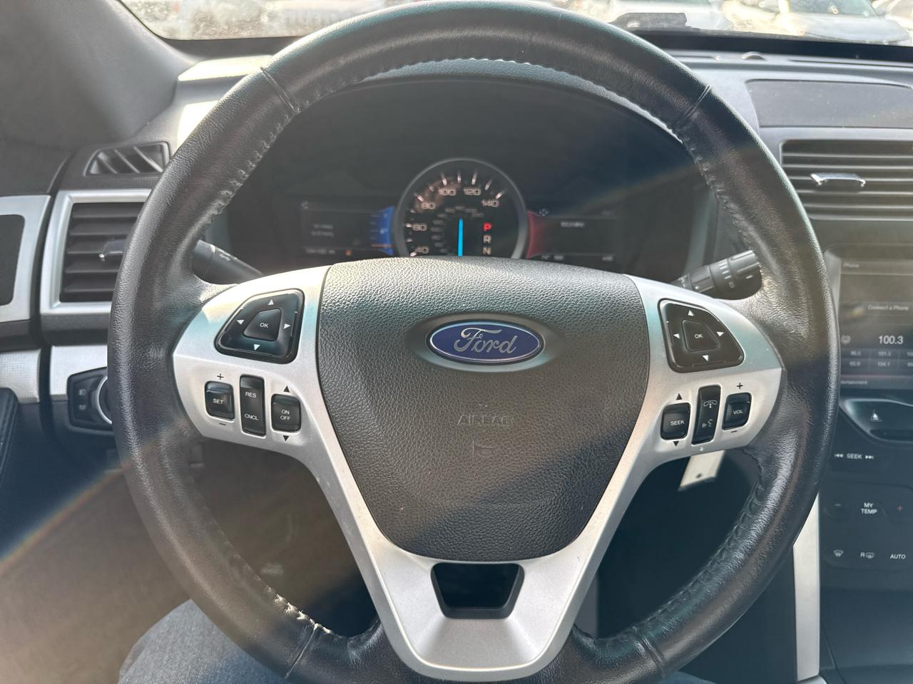 Ford Explorer 4WD 4dr XLT 2015