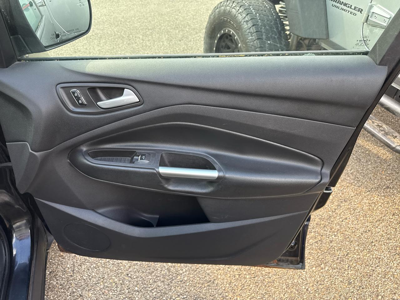 Ford Escape 4WD 4dr Titanium 2013