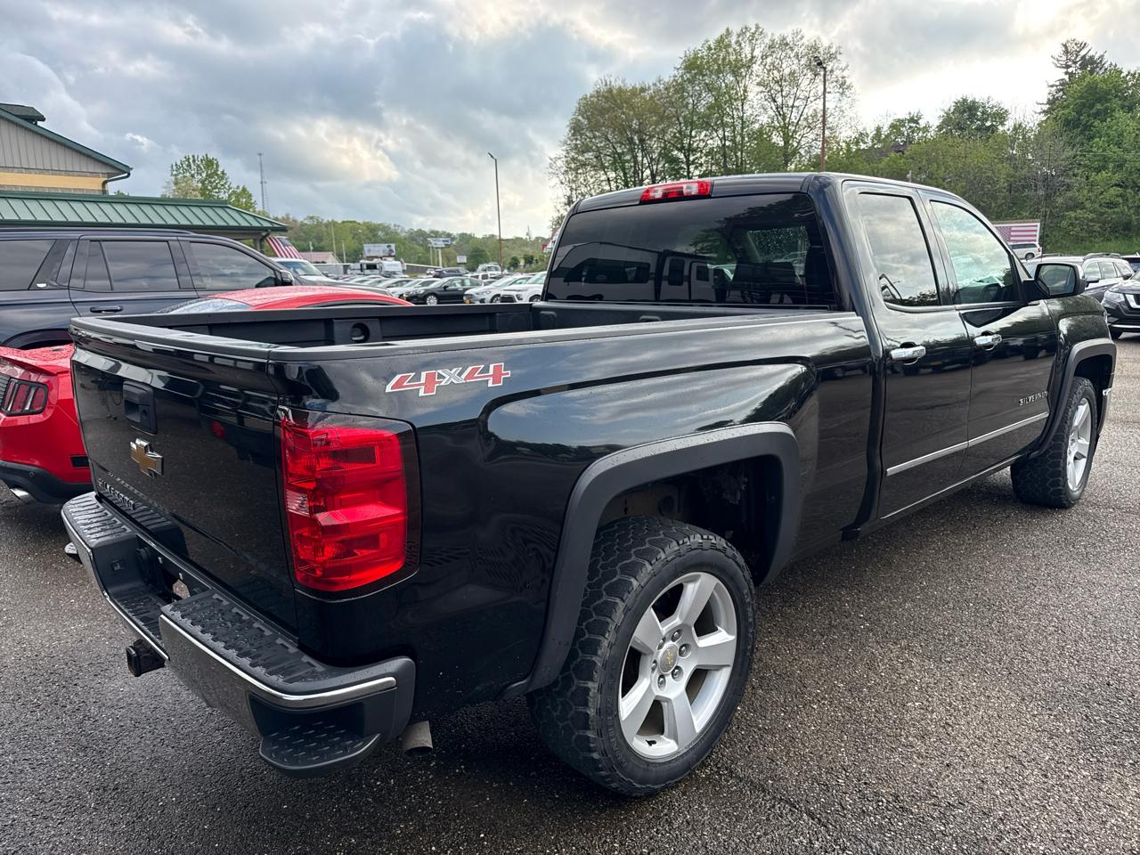 Chevrolet Silverado 1500 4WD Double Cab 143.5" LS 2015