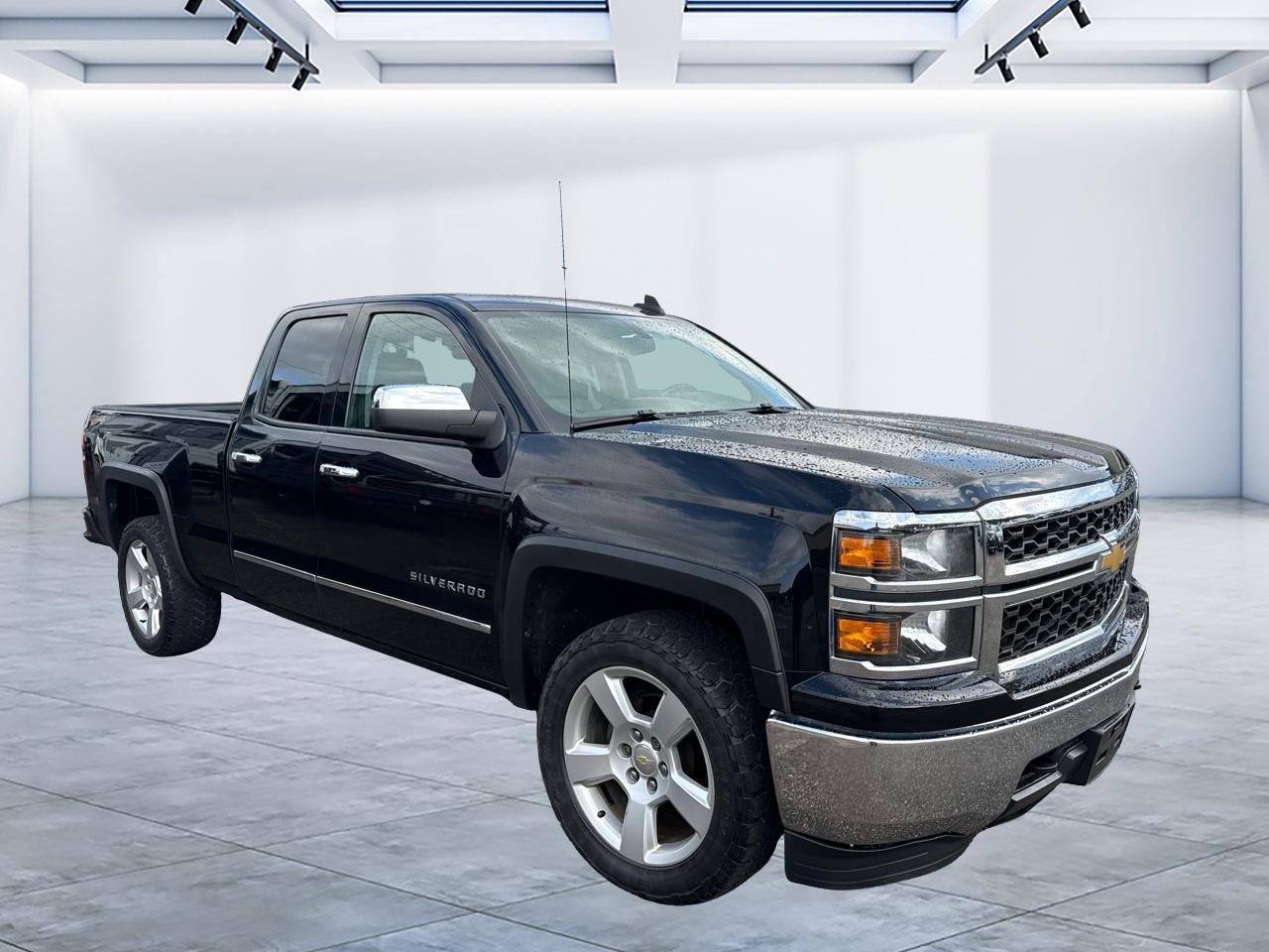Chevrolet Silverado 1500 4WD Double Cab 143.5" LS 2015