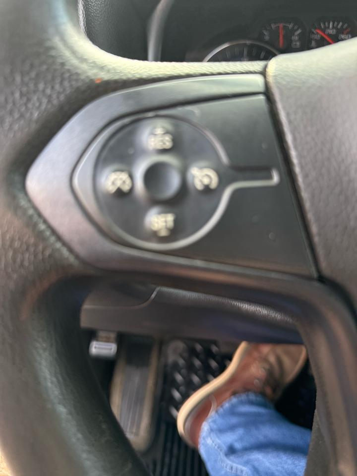 Chevrolet Silverado 1500 4WD Double Cab 143.5" LS 2015