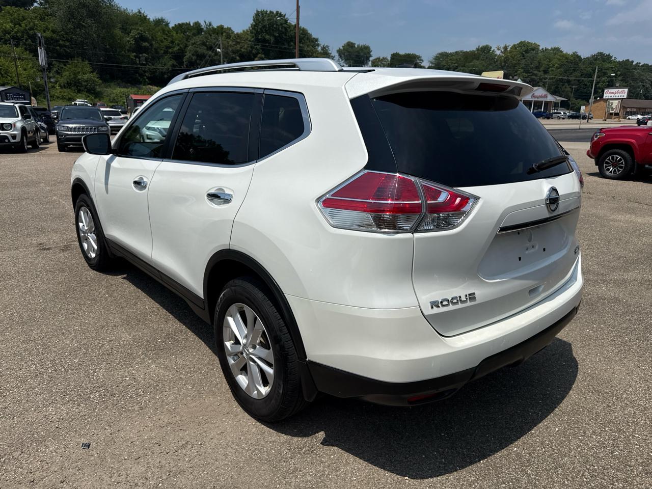 Nissan Rogue AWD 4dr SV 2016