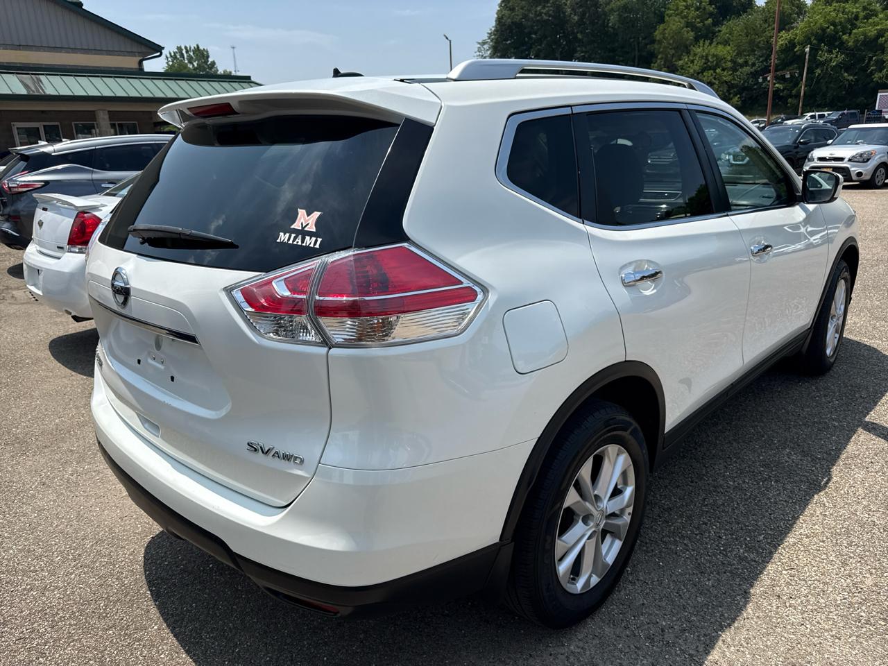 Nissan Rogue AWD 4dr SV 2016