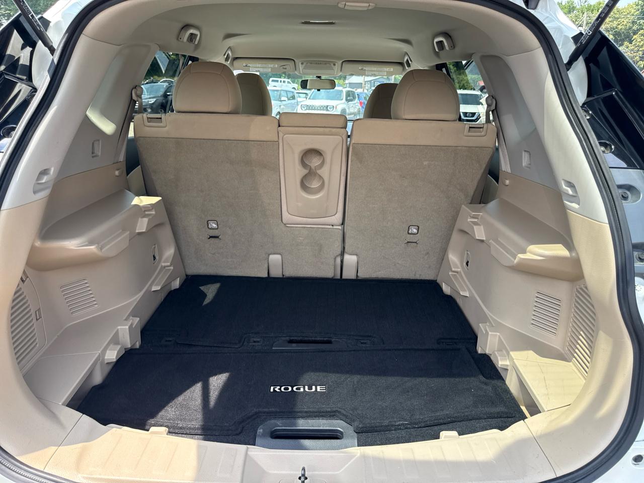 Nissan Rogue AWD 4dr SV 2016
