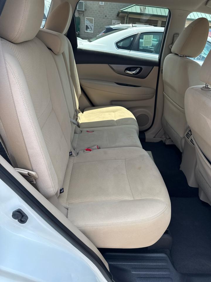 Nissan Rogue AWD 4dr SV 2016