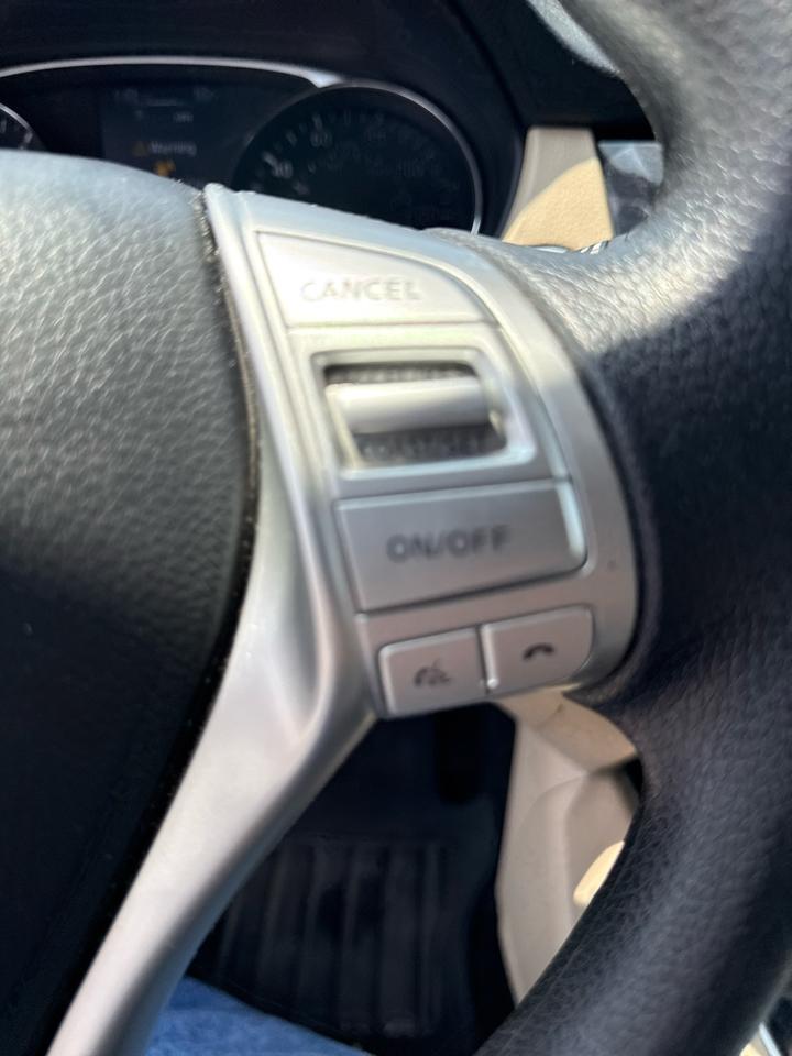 Nissan Rogue AWD 4dr SV 2016
