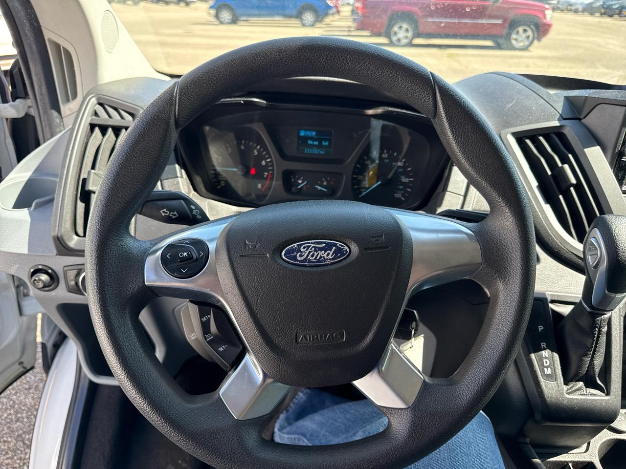 Ford Transit Wagon T-150 130" Low Roof XLT Swing-Out RH Dr 2015