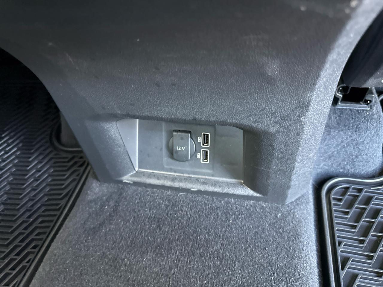Volkswagen Atlas 3.6L V6 SE w/Technology R-Line 4MOTION 2019