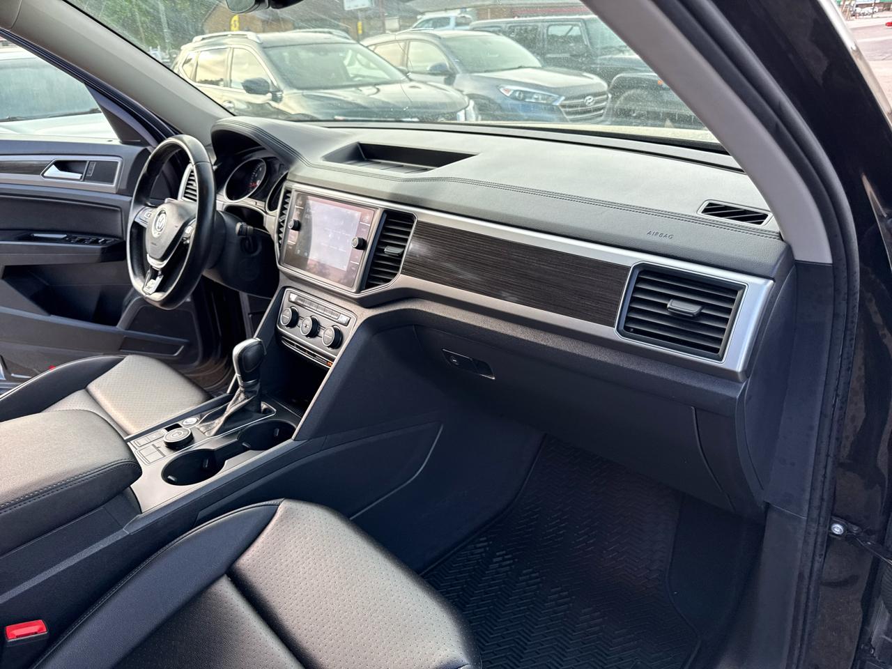 Volkswagen Atlas 3.6L V6 SE w/Technology R-Line 4MOTION 2019