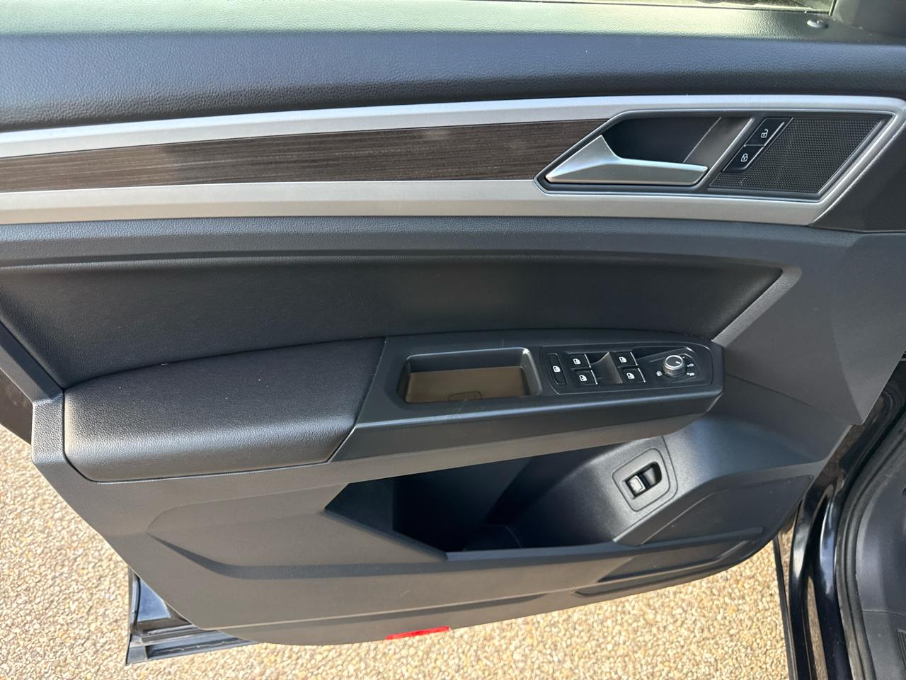 Volkswagen Atlas 3.6L V6 SE w/Technology R-Line 4MOTION 2019