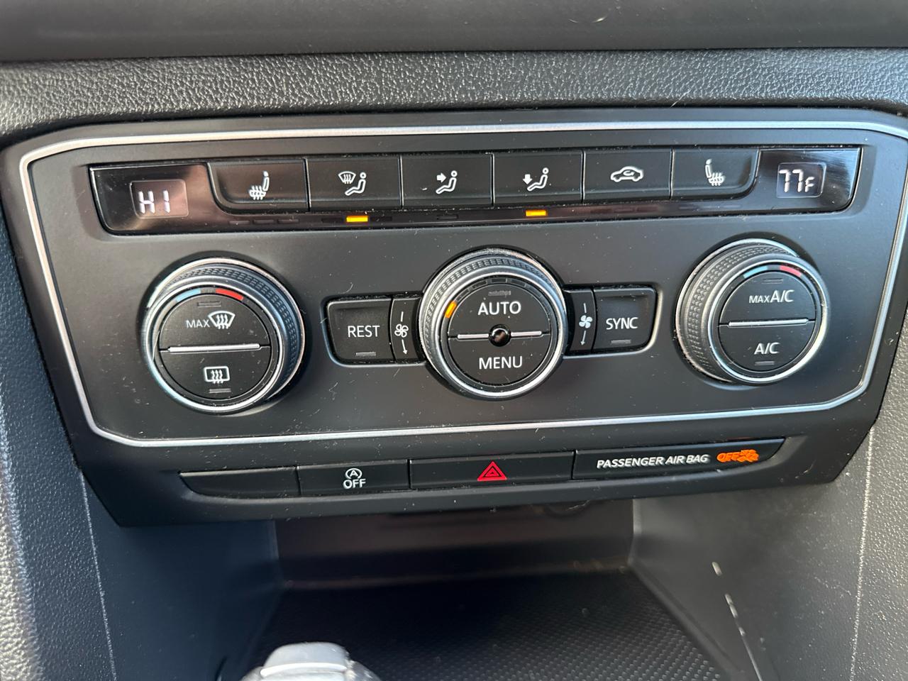 Volkswagen Atlas 3.6L V6 SE w/Technology R-Line 4MOTION 2019