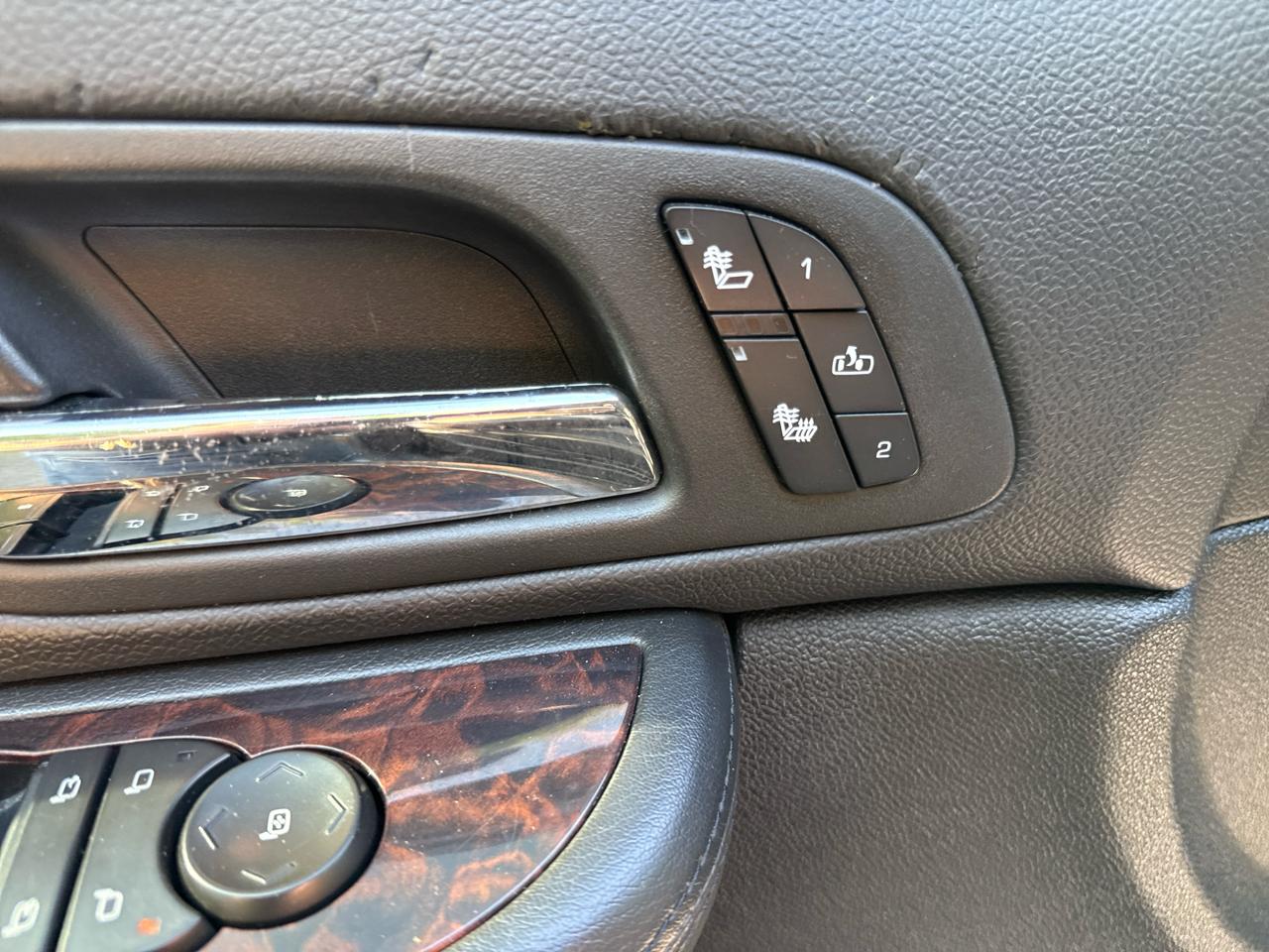 GMC Yukon Denali AWD 4dr 2008