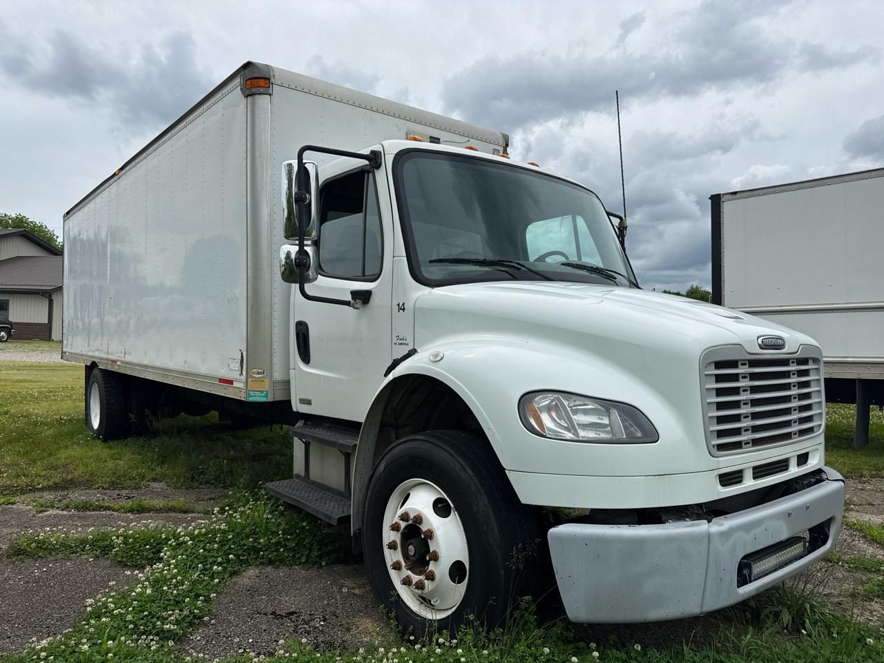 Freightliner M2 106 Medium Duty  2009