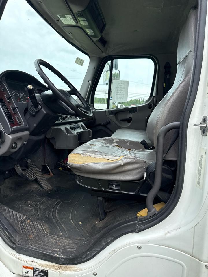 Freightliner M2 106 Medium Duty  2018