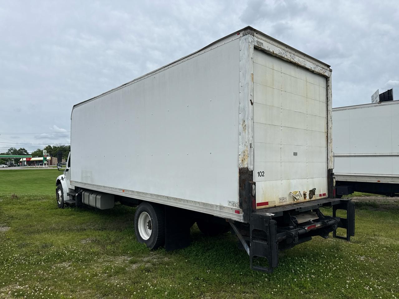 Freightliner M2 106 Medium Duty  2015