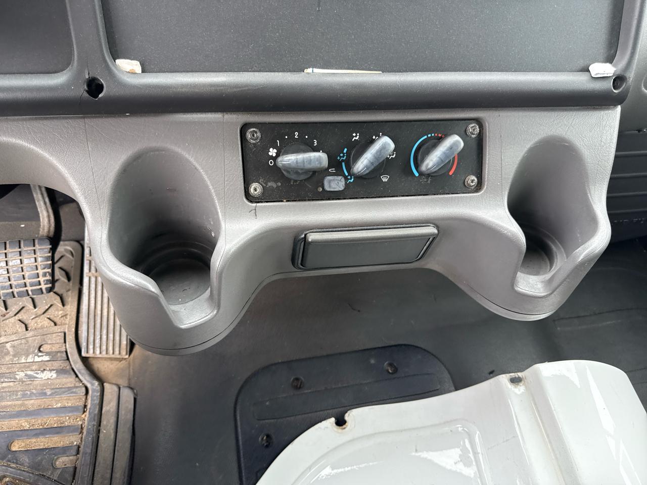 Freightliner M2 106 Medium Duty  2015