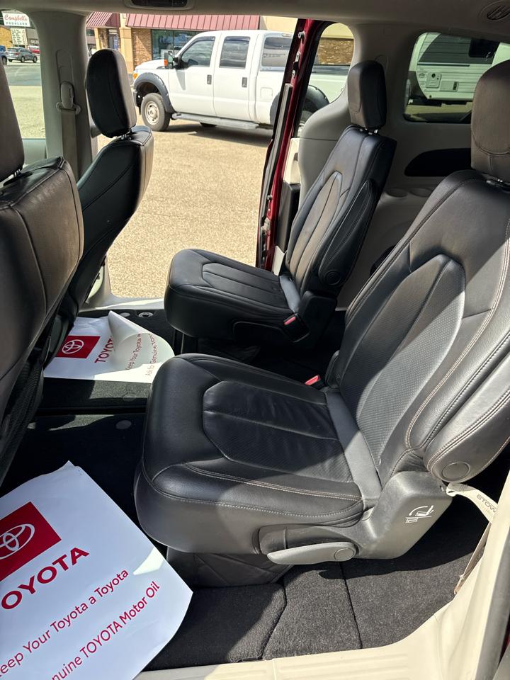 Chrysler Pacifica Touring L FWD 2018