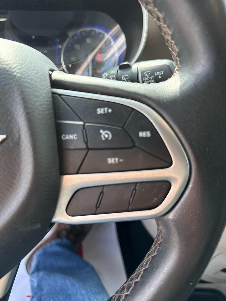 Chrysler Pacifica Touring L FWD 2018