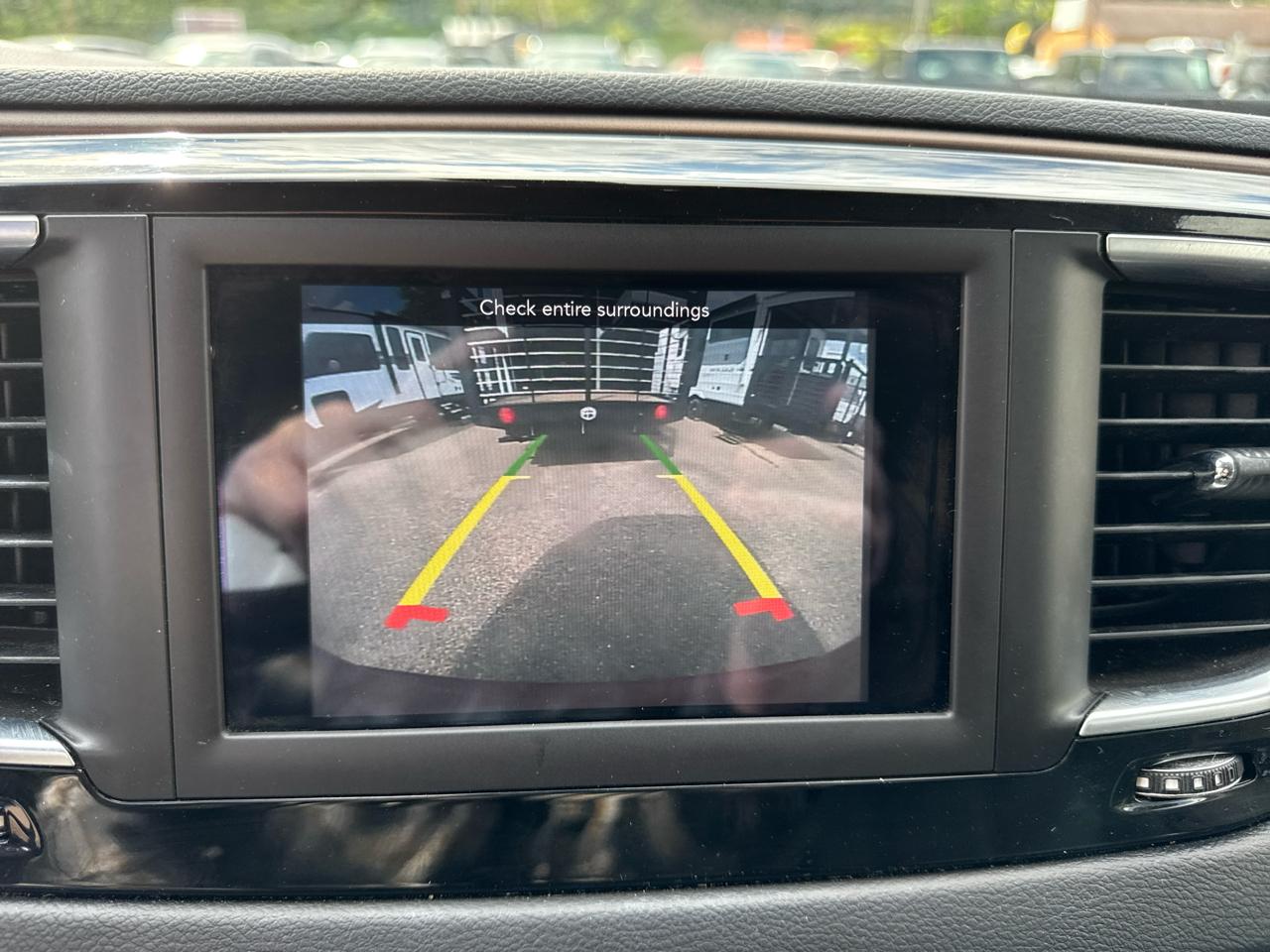 Chrysler Pacifica Touring L FWD 2018