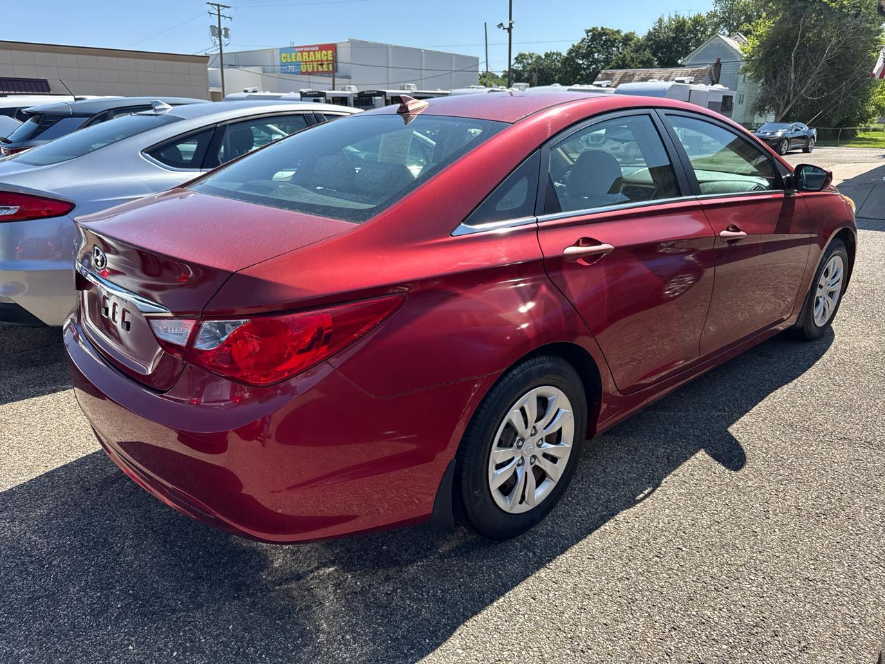 Hyundai Sonata 4dr Sdn 2.4L Auto GLS 2012