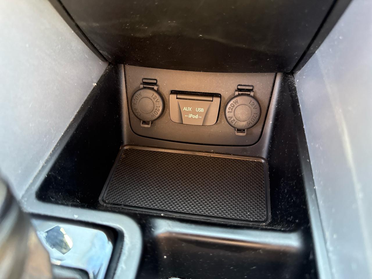 Hyundai Sonata 4dr Sdn 2.4L Auto GLS 2012