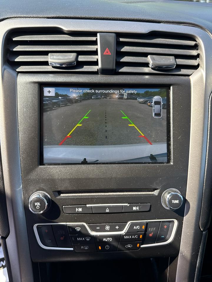 Ford Fusion SE FWD 2017