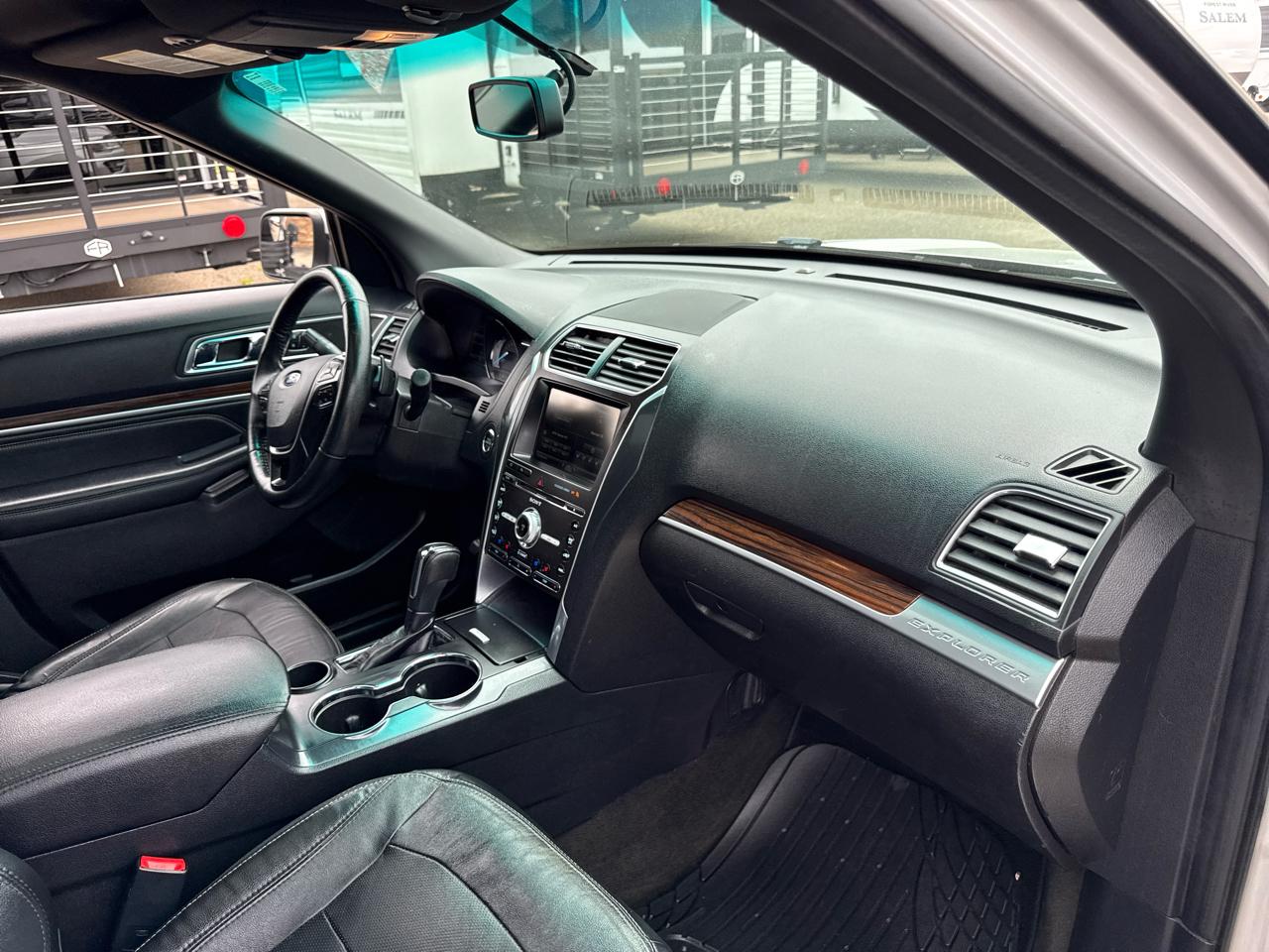 Ford Explorer FWD 4dr Limited 2016