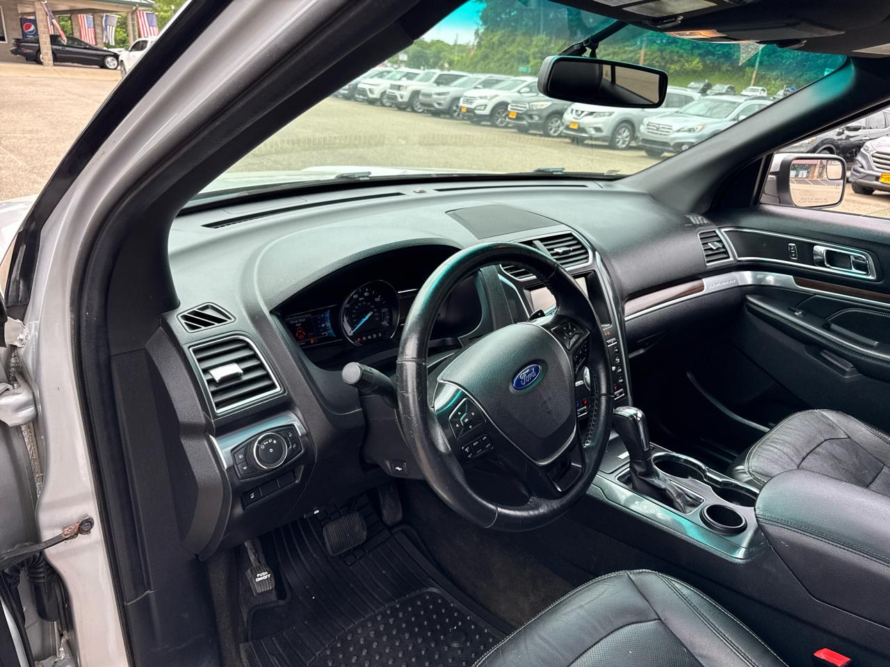 Ford Explorer FWD 4dr Limited 2016