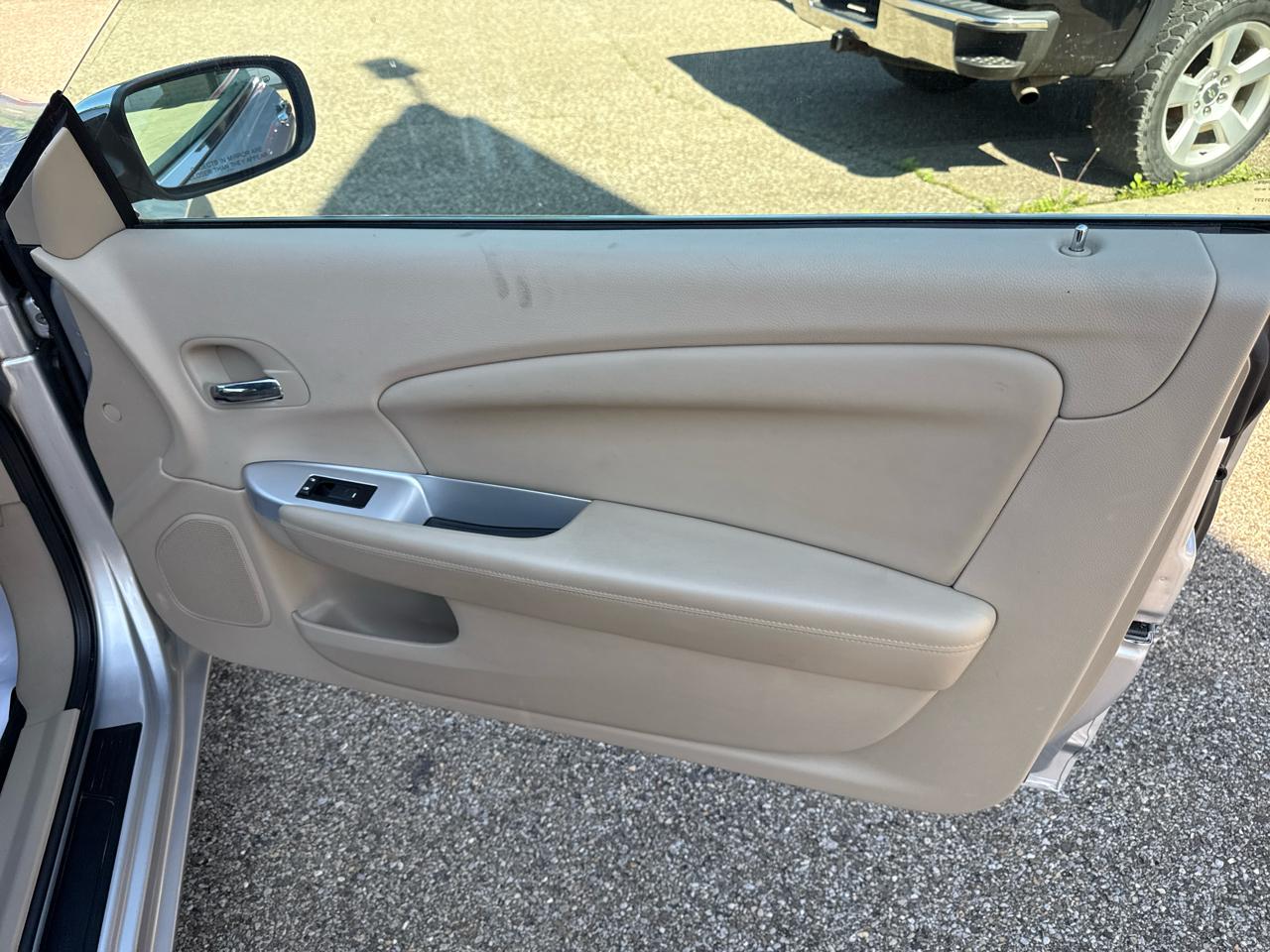 Chrysler 200 2dr Conv Limited 2011