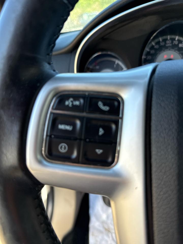 Chrysler 200 2dr Conv Limited 2011