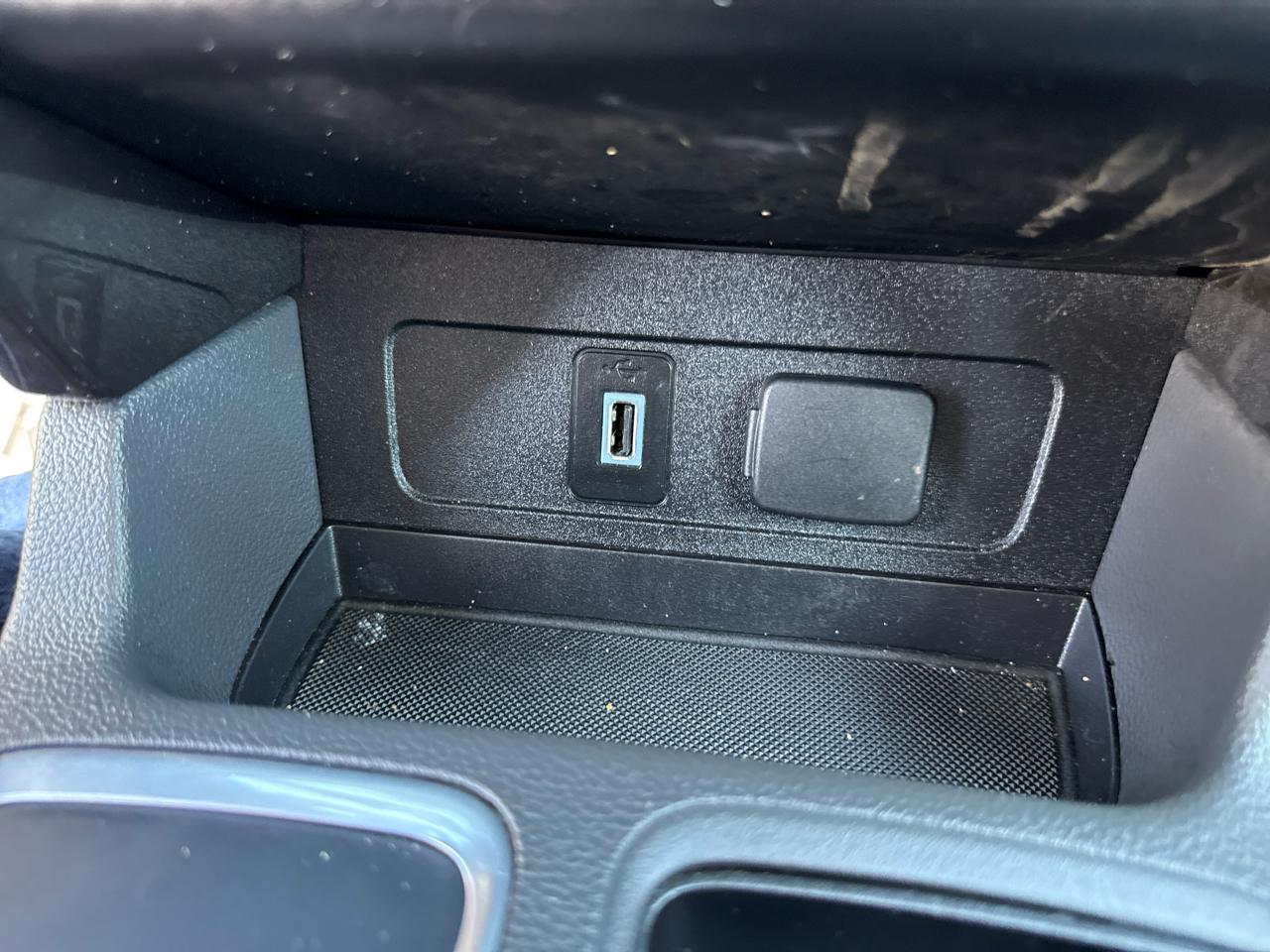 Ford Escape Titanium FWD 2017