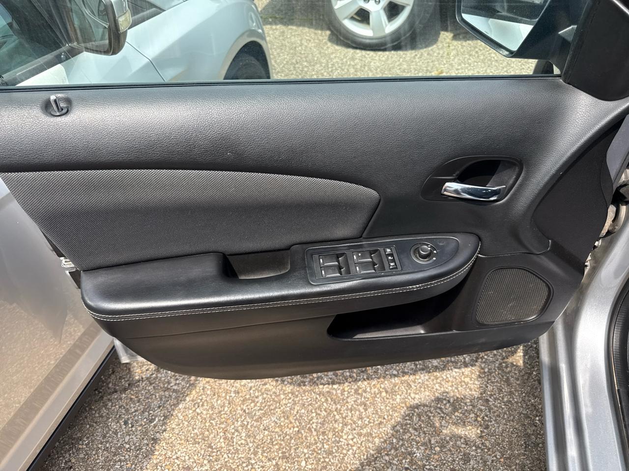Dodge Avenger 4dr Sdn SE 2014