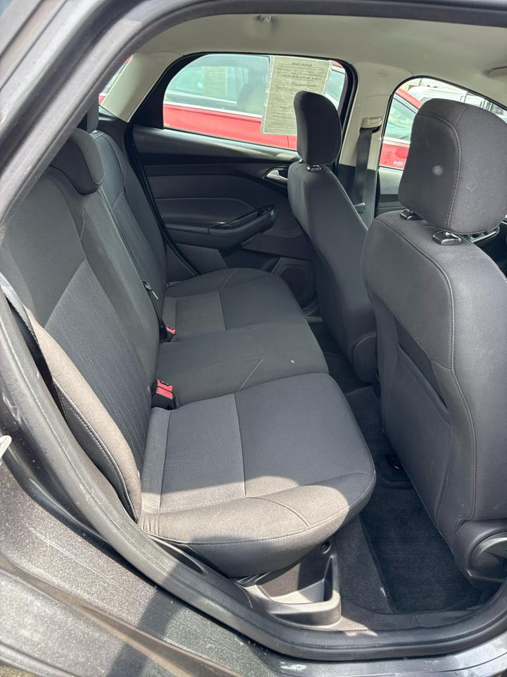 Ford Focus 5dr HB SE 2015