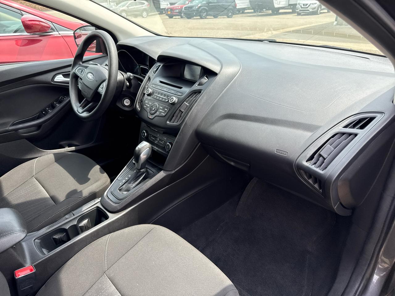 Ford Focus 5dr HB SE 2015