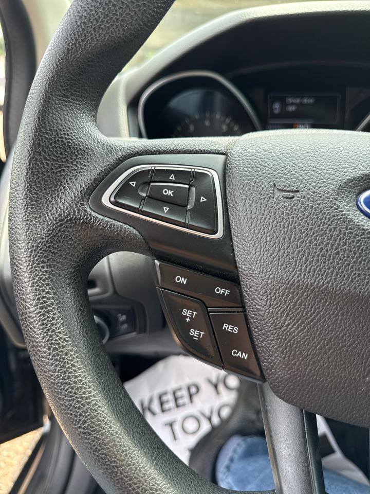 Ford Focus 5dr HB SE 2015