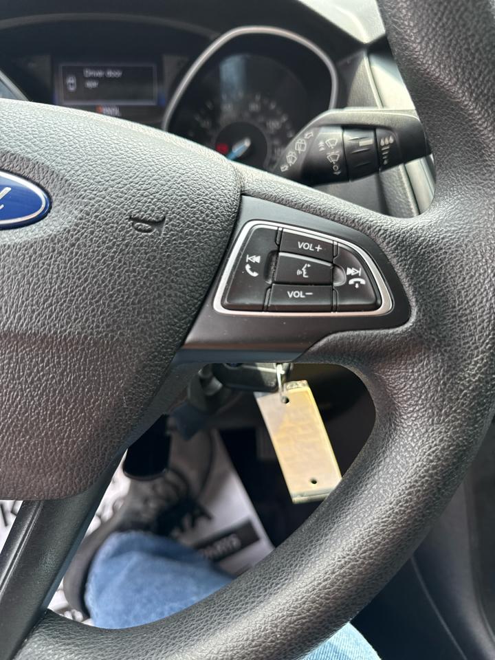 Ford Focus 5dr HB SE 2015