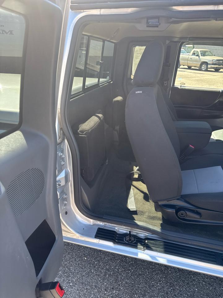 Ford Ranger 2WD 4dr SuperCab 126" Sport 2011