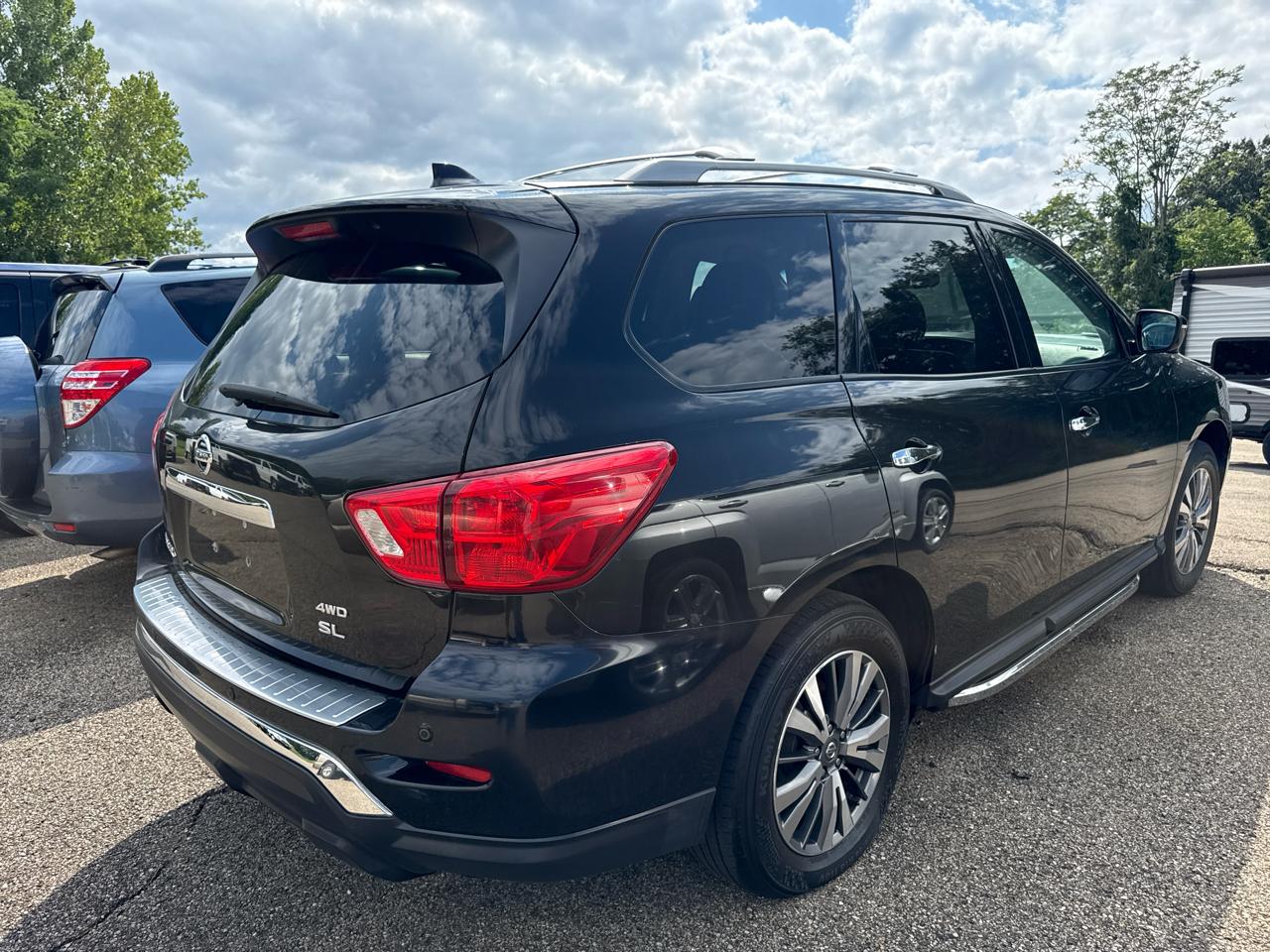 Nissan Pathfinder 4x4 SL 2020