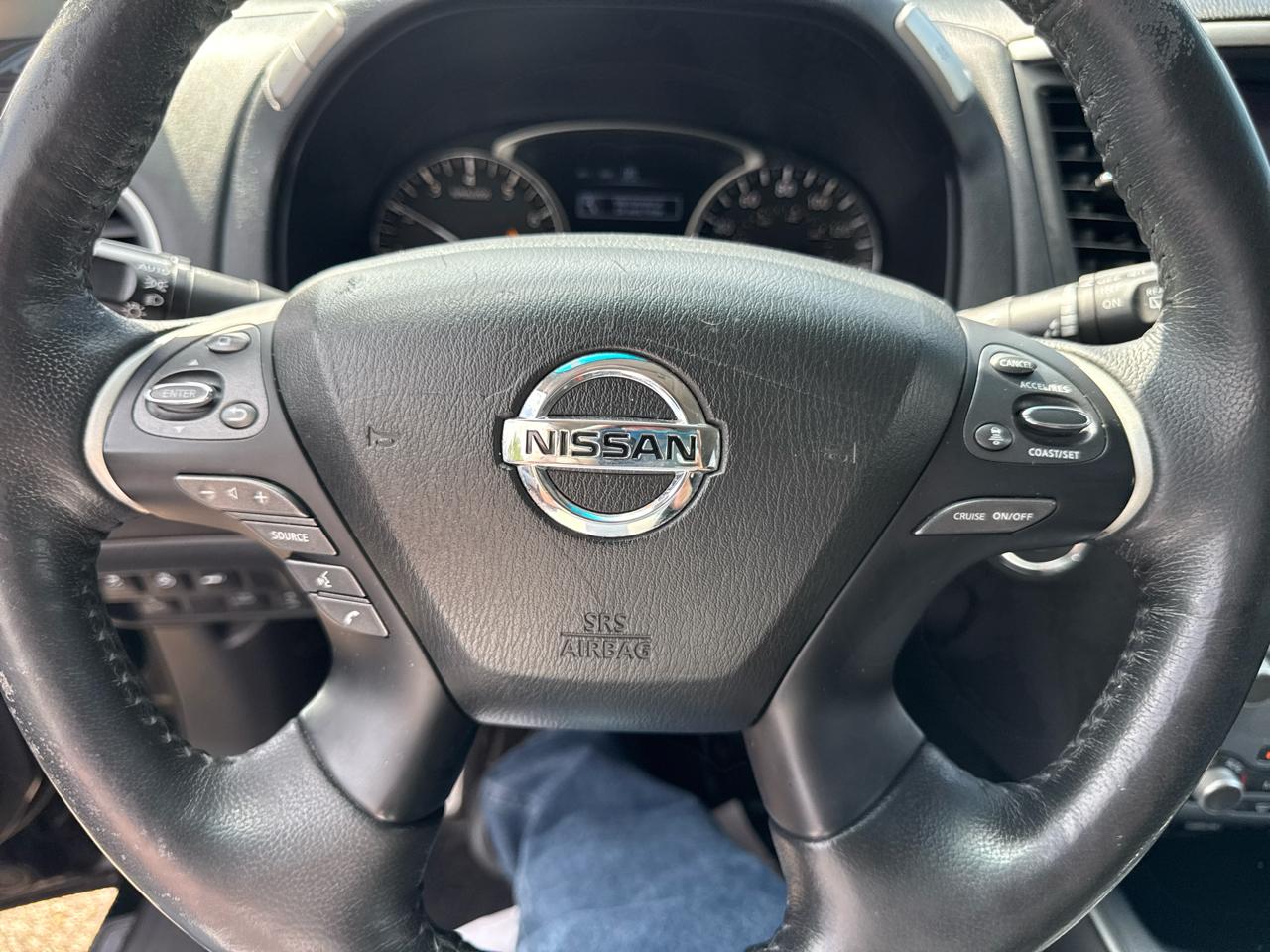 Nissan Pathfinder 4x4 SL 2020