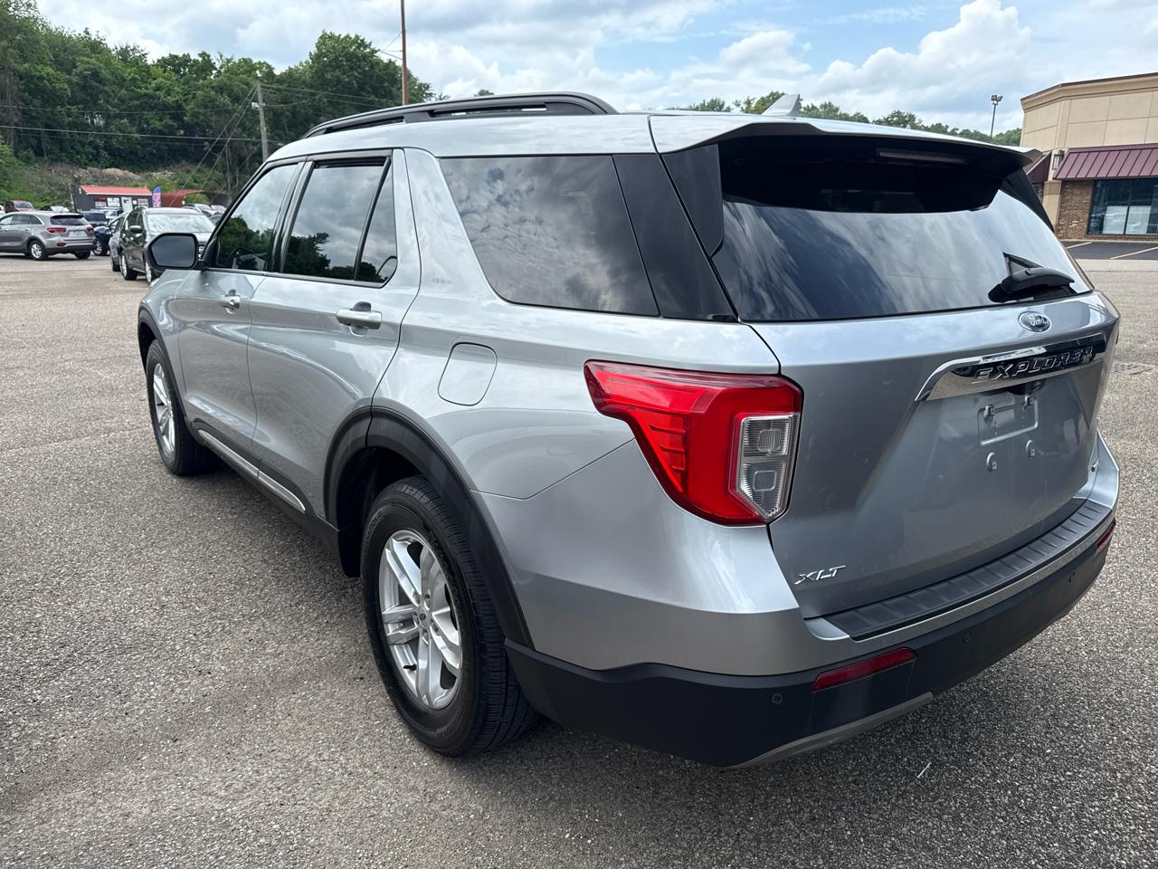 Ford Explorer XLT 4WD 2020