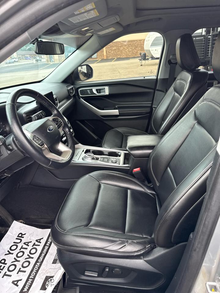 Ford Explorer XLT 4WD 2020