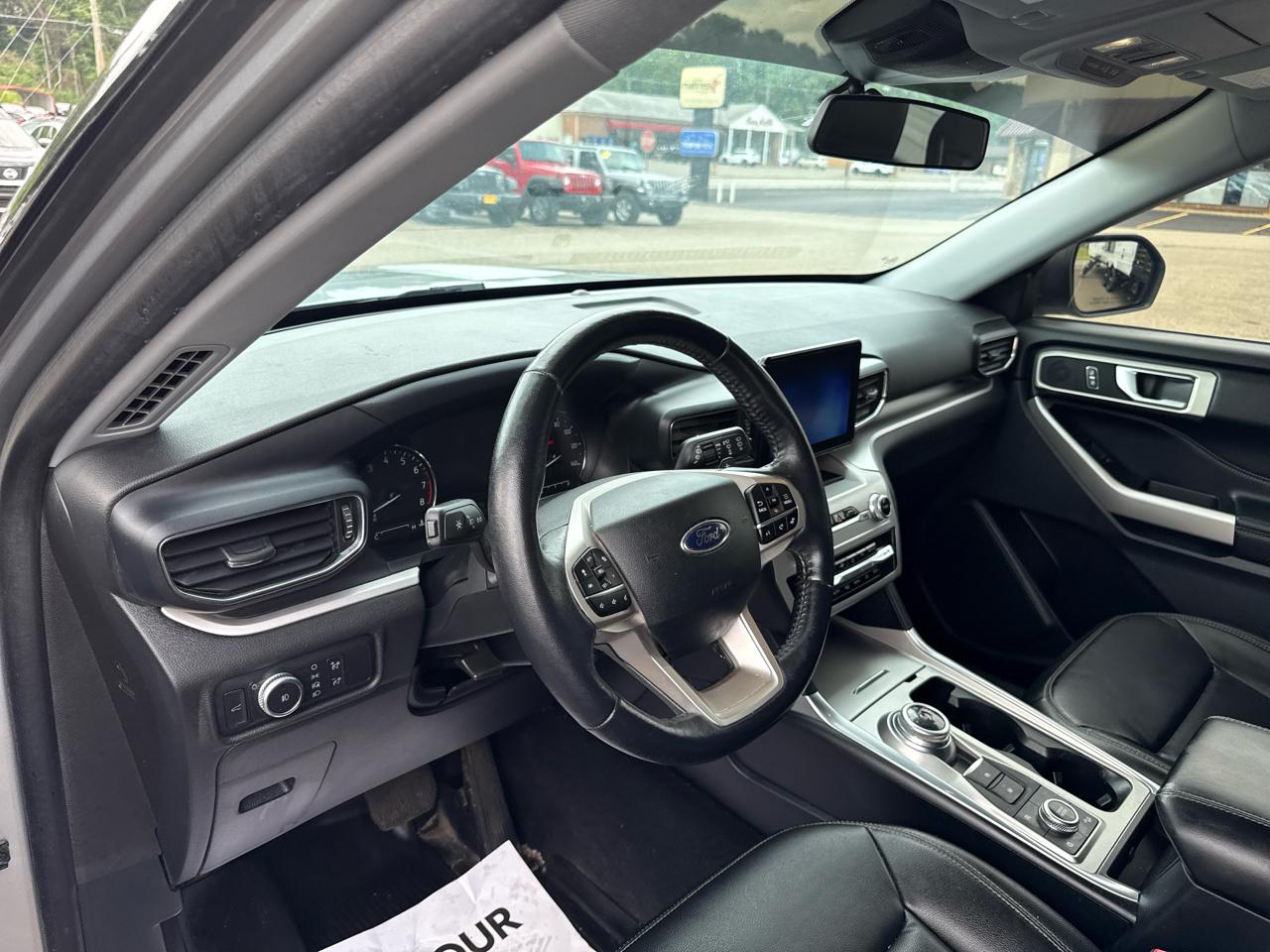 Ford Explorer XLT 4WD 2020