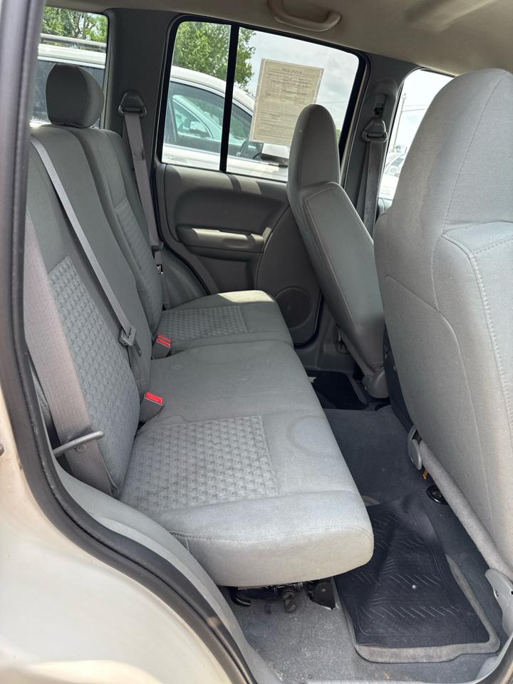 Jeep Liberty 2WD 4dr Sport 2007