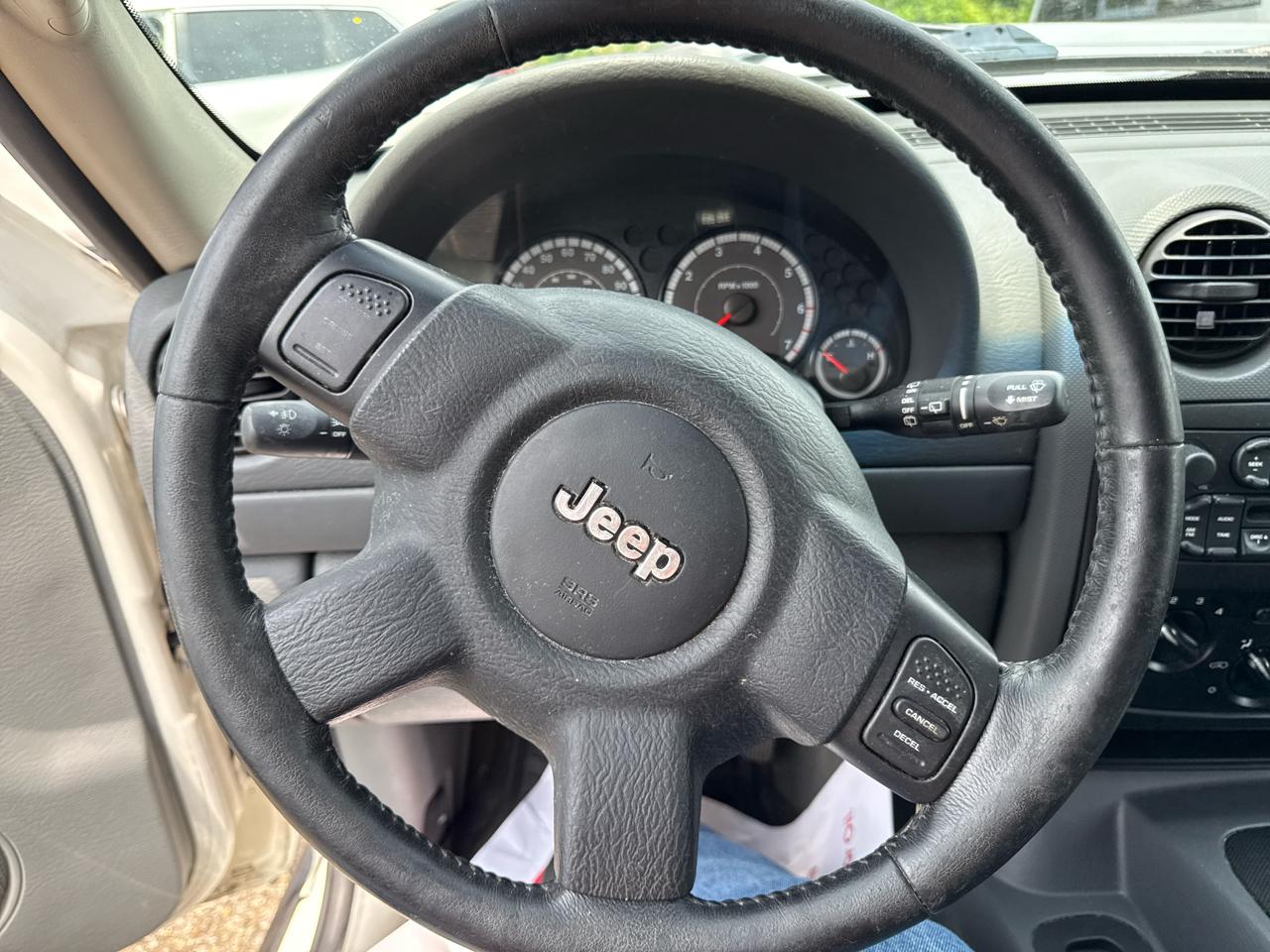 Jeep Liberty 2WD 4dr Sport 2007