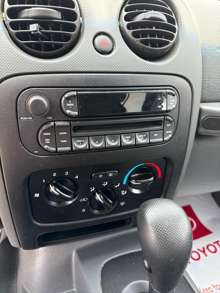 Jeep Liberty 2WD 4dr Sport 2007