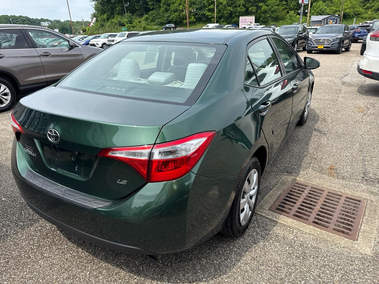 Toyota Corolla 4dr Sdn CVT LE Premium (Natl) 2015