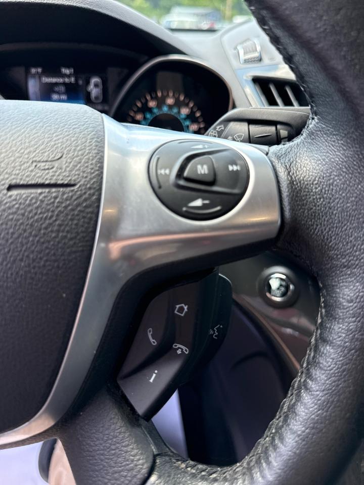Ford Escape FWD 4dr Titanium 2014