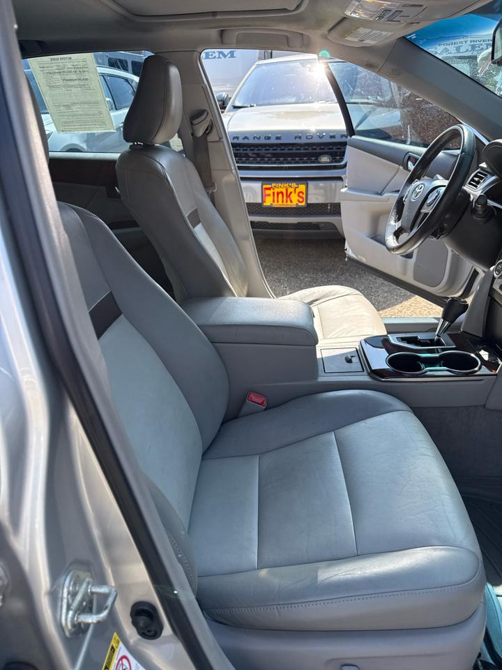 Toyota Camry 4dr Sdn I4 Auto SE Sport Limited Edition (Natl) 2012
